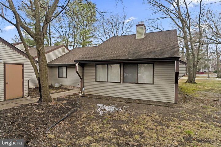 Property Photo:  16 E Bluebell Lane  NJ 08054 