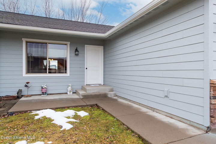 Property Photo:  14743 N Nixon Loop  ID 83858 