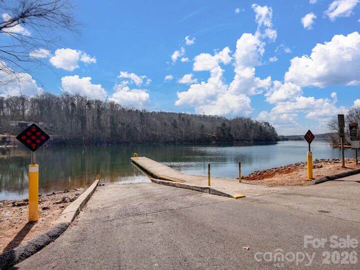 Property Photo:  239 Old Lion Road  NC 28625 