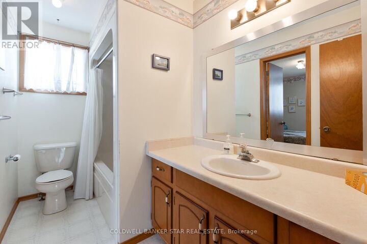 Photo de la propriété:  35 Rice Road  ON N5R 5X9 