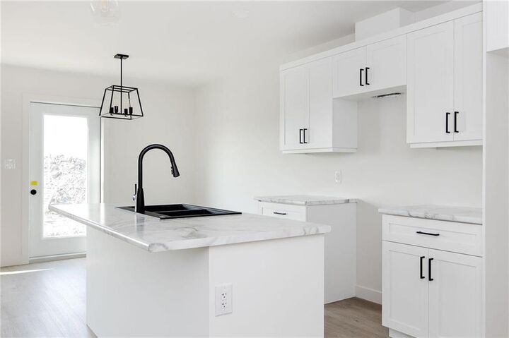 Photo de la propriété:  69 Kootenay Way  MB R5G 2Y1 