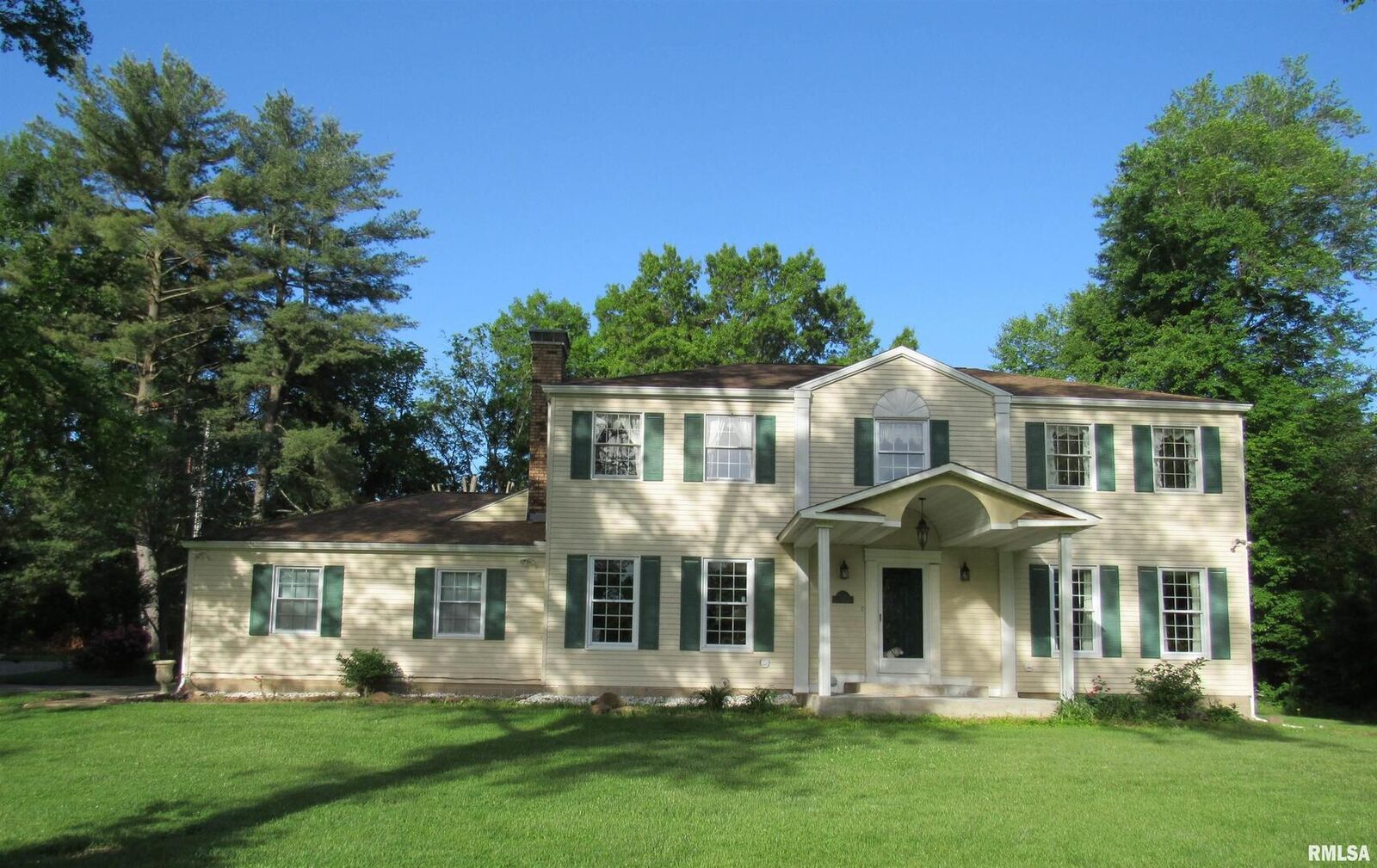 Property Photo:  6211 Country Club Road  IL 62966 