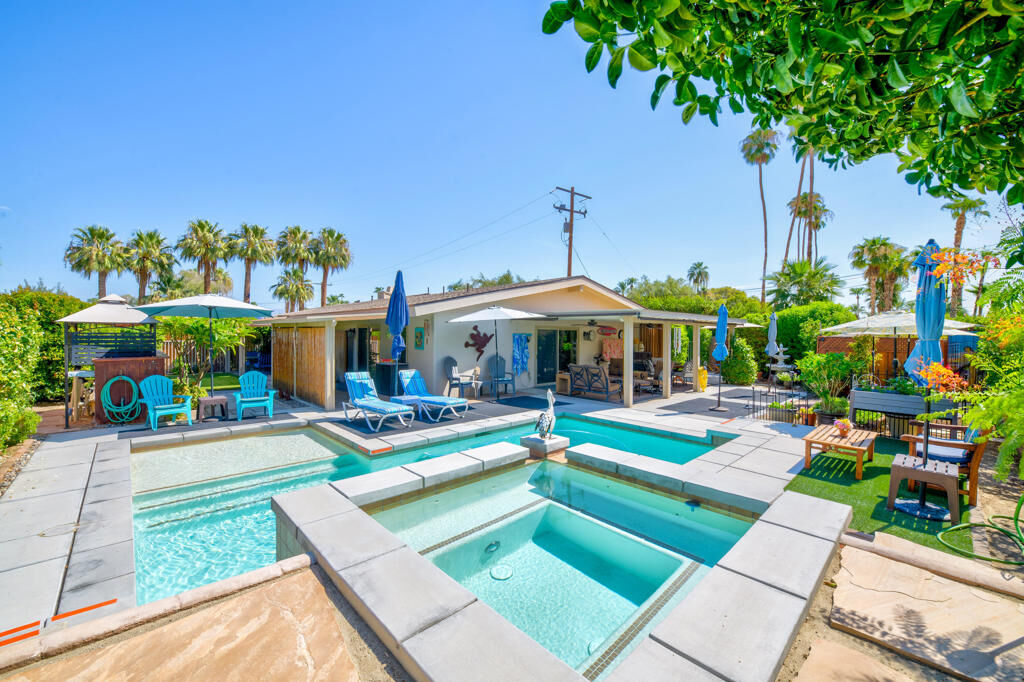 Property Photo:  74558 Monte Verde Way  CA 92260 