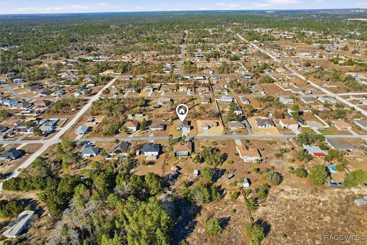 Property Photo:  13065 House Finch Road  FL 34614 