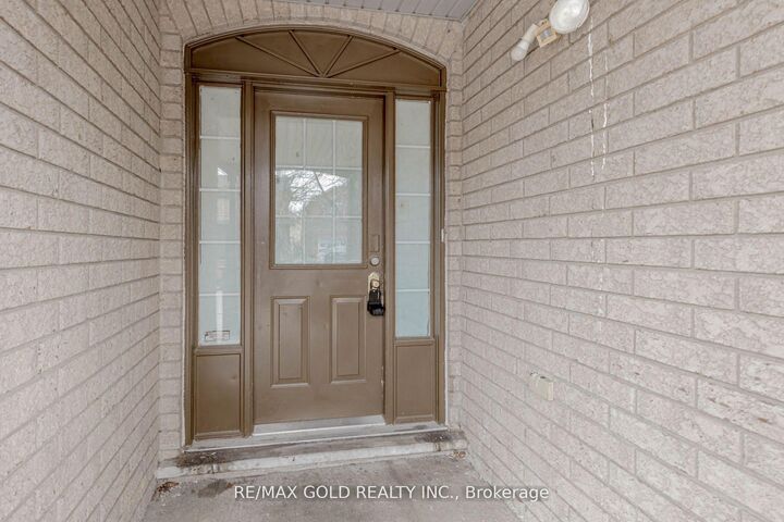 Property Photo: 6 Wonder Way ON L6P 1E9