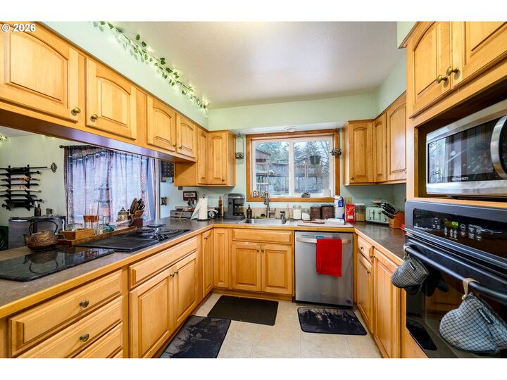 Property Photo:  35267 S Acer Ln  OR 97038 