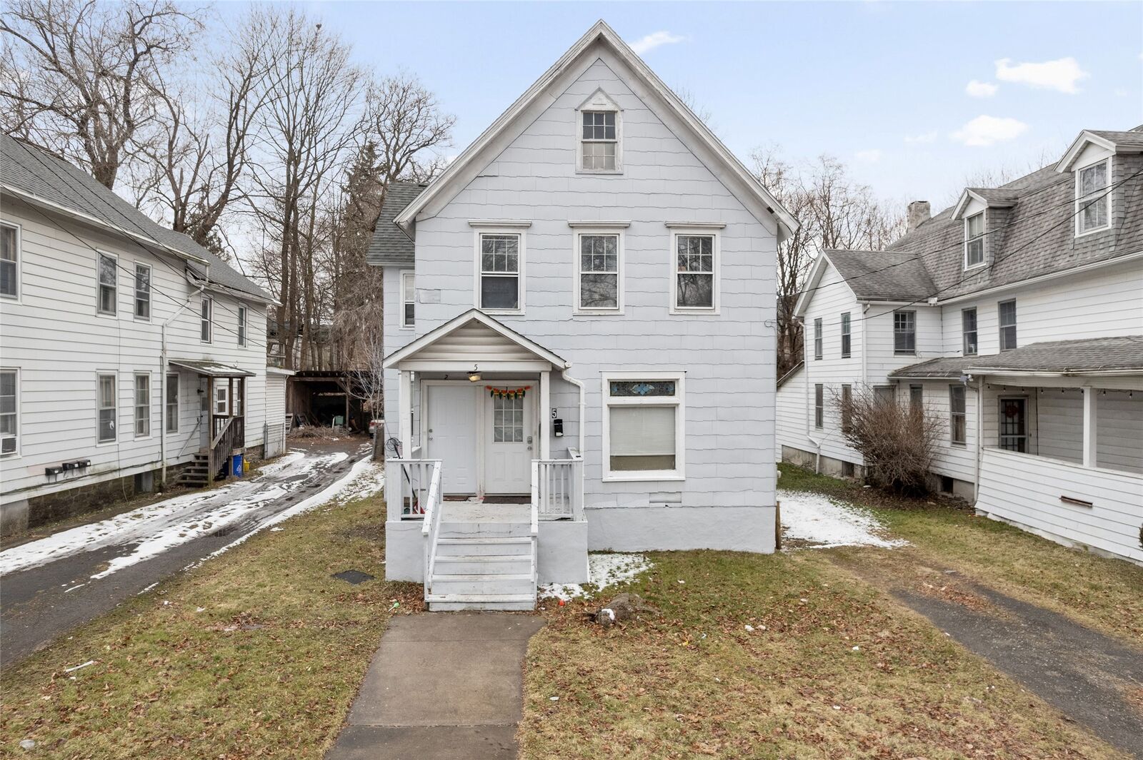 Property Photo:  5 Arthur Street 2  NY 13905 