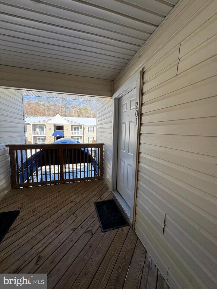 Property Photo:  41 Smokewood Court 41201  VA 22554 