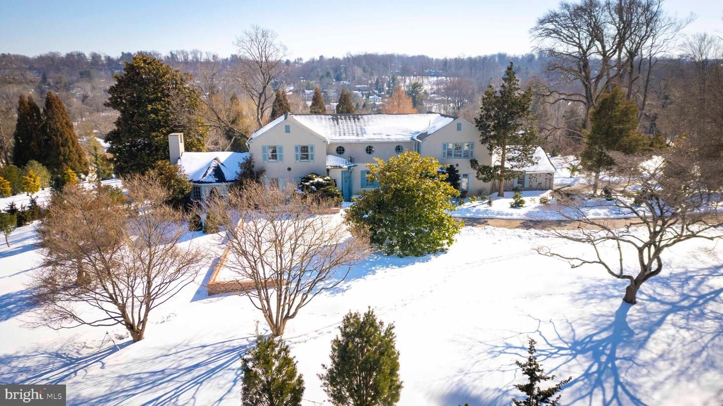 Property Photo:  1260 County Line Road  PA 19087 