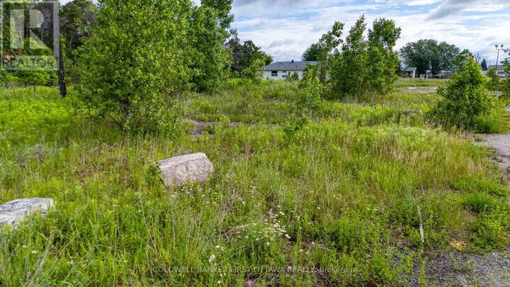 Property Photo:  17562 Highway 7 Highway  ON K7H 3C6 