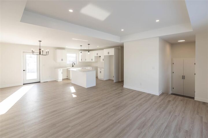 Photo de la propriété:  16 Parkside Crescent  MB R5G 2X3 