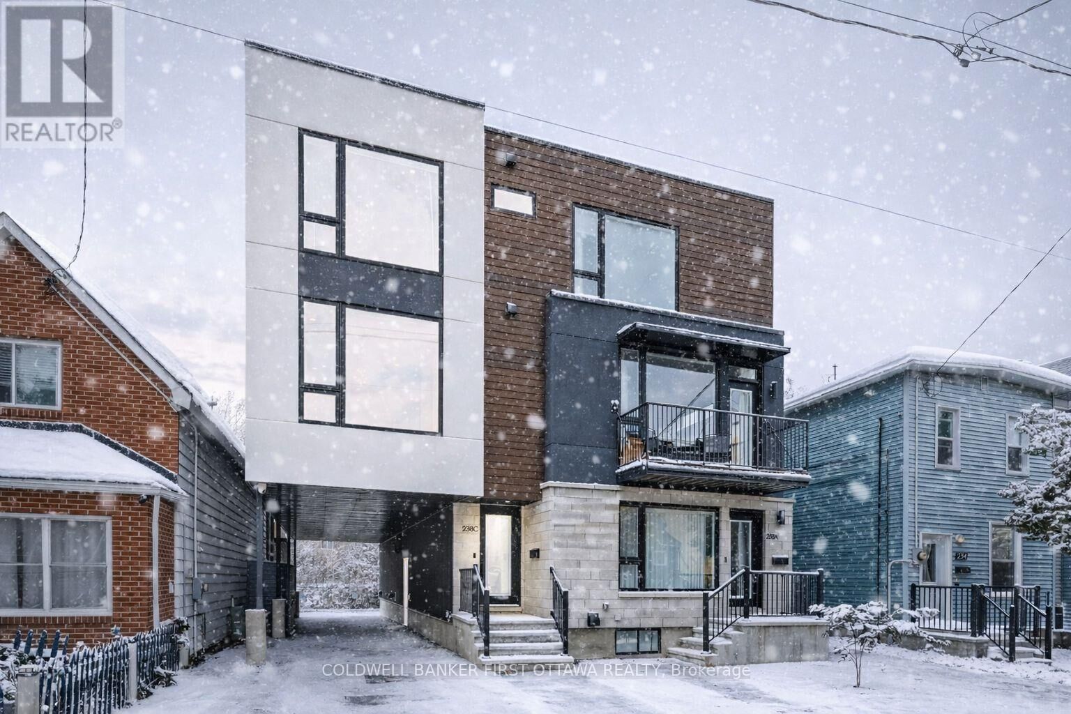 Property Photo:  238 Lebreton Street North C  ON K1R 7J3 