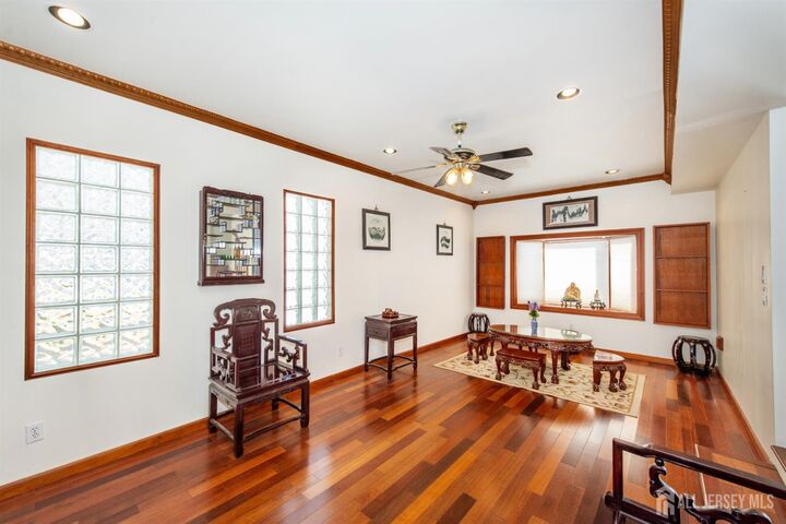 Property Photo:  8 Amara Court  NJ 08857 