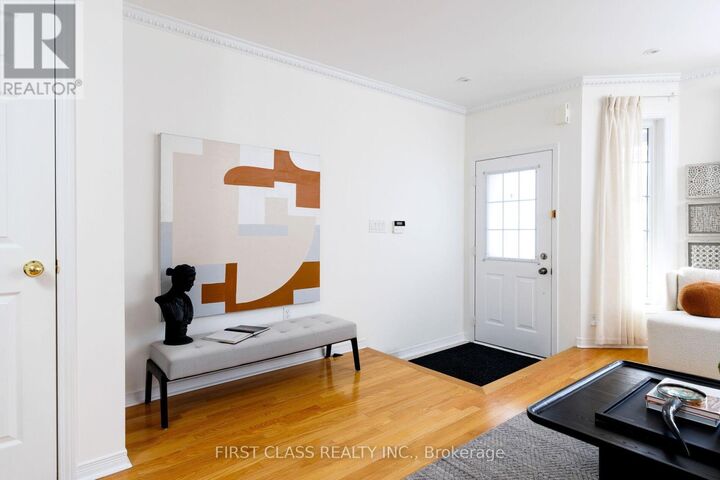 Property Photo: 39 Dylan Street ON L4H 2X6