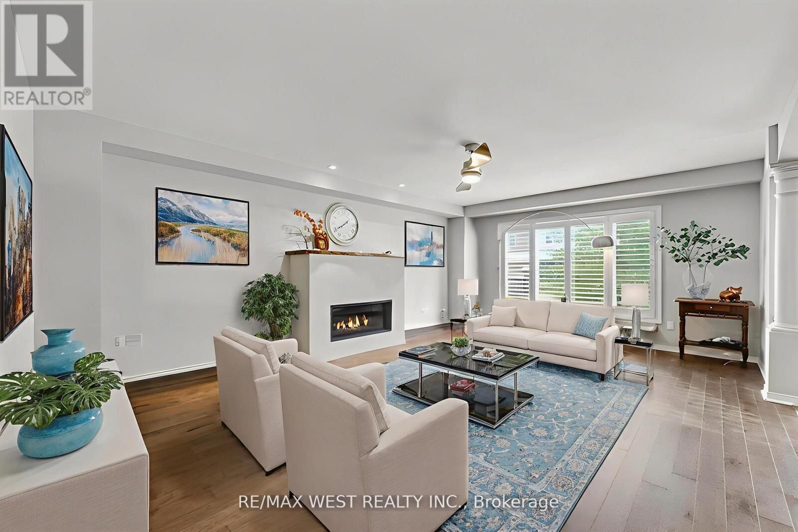 Property Photo:  255 Summerfield Drive 7  ON N1L 0E1 