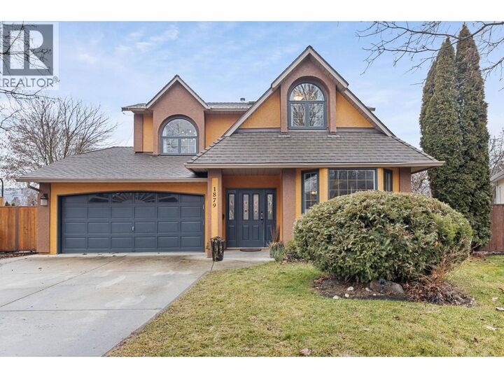 Photo de la propriété:  1879 Portland Avenue  BC V1V 1R9 