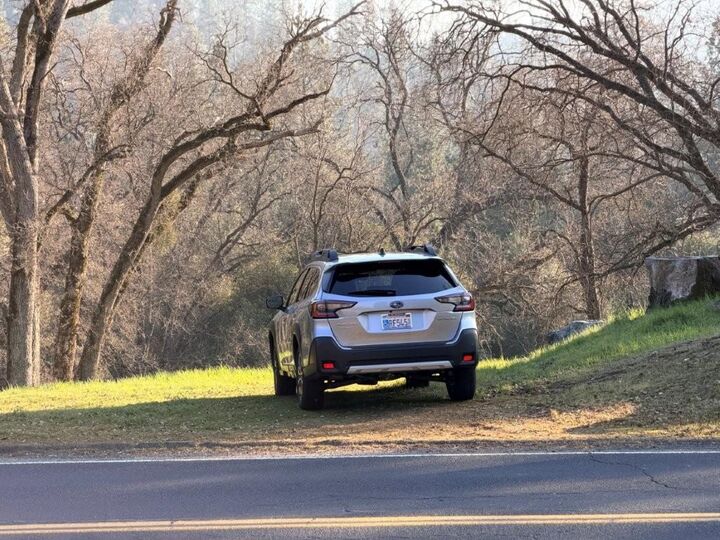 Property Photo:  19691 Ferretti Rd  CA 95321 