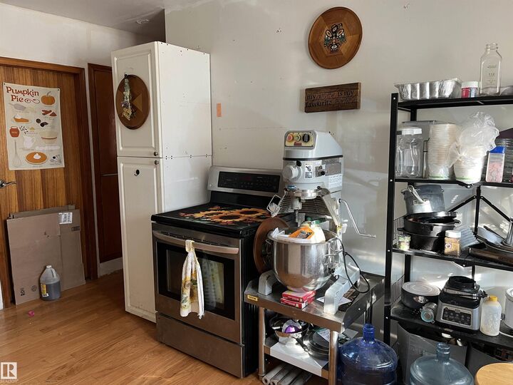 Property Photo:  5023 50 Street  AB T0A 3L0 