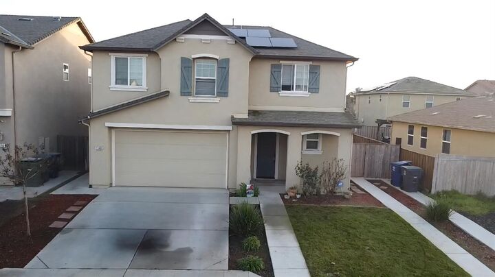 Property Photo:  1348 Apple Court  CA 93638 