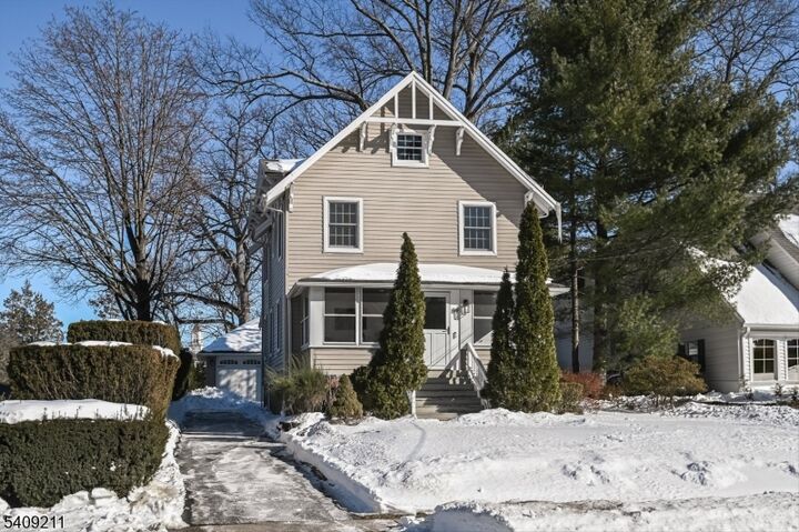 Property Photo: 89 Glen Ave NJ 07452