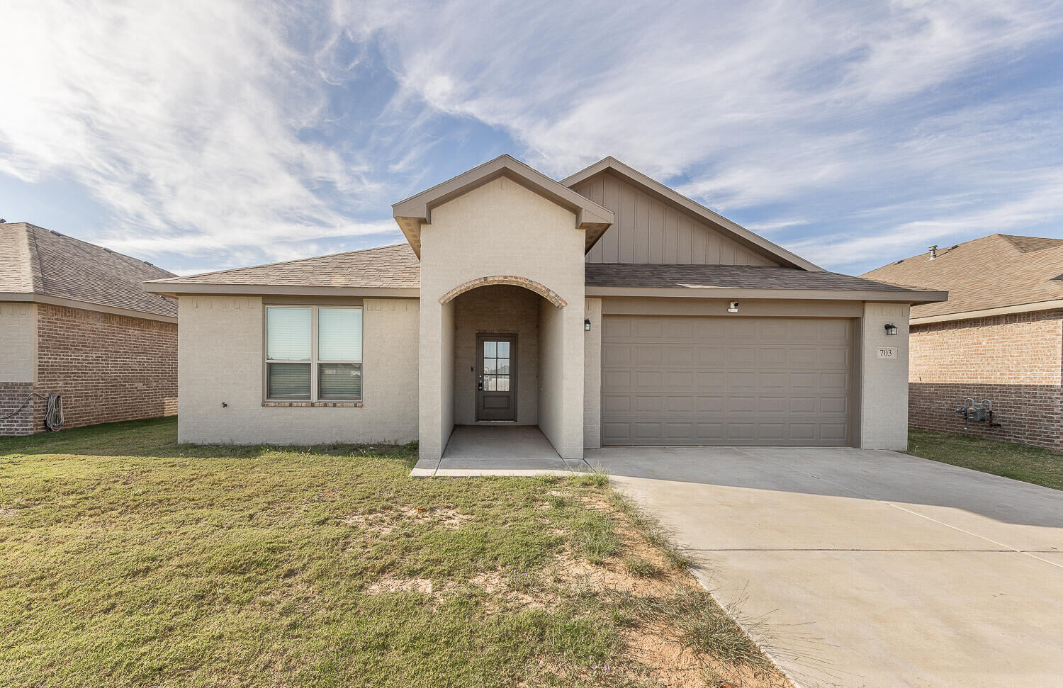 Property Photo:  703 E 17th Street  TX 79382 