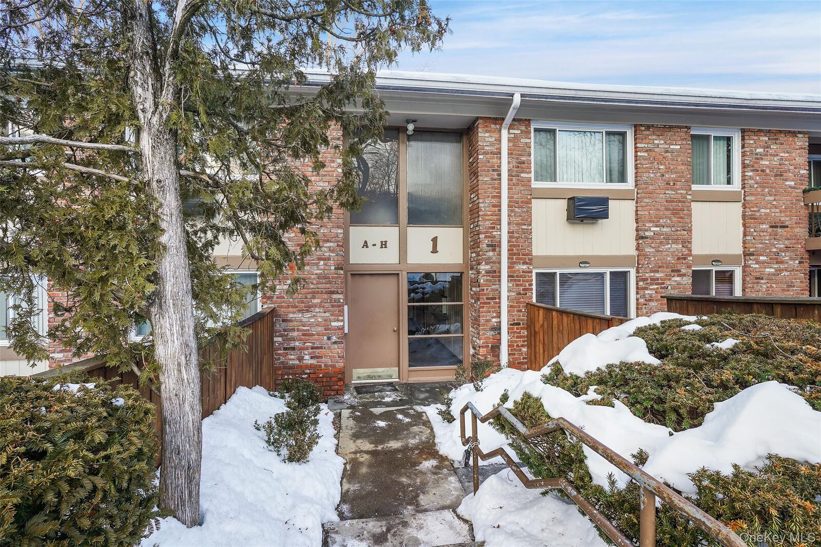 Property Photo:  1 Rolling Way C  NY 10566 