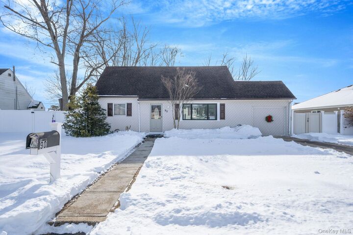 Property Photo:  90 Winchester Drive  NY 11757 
