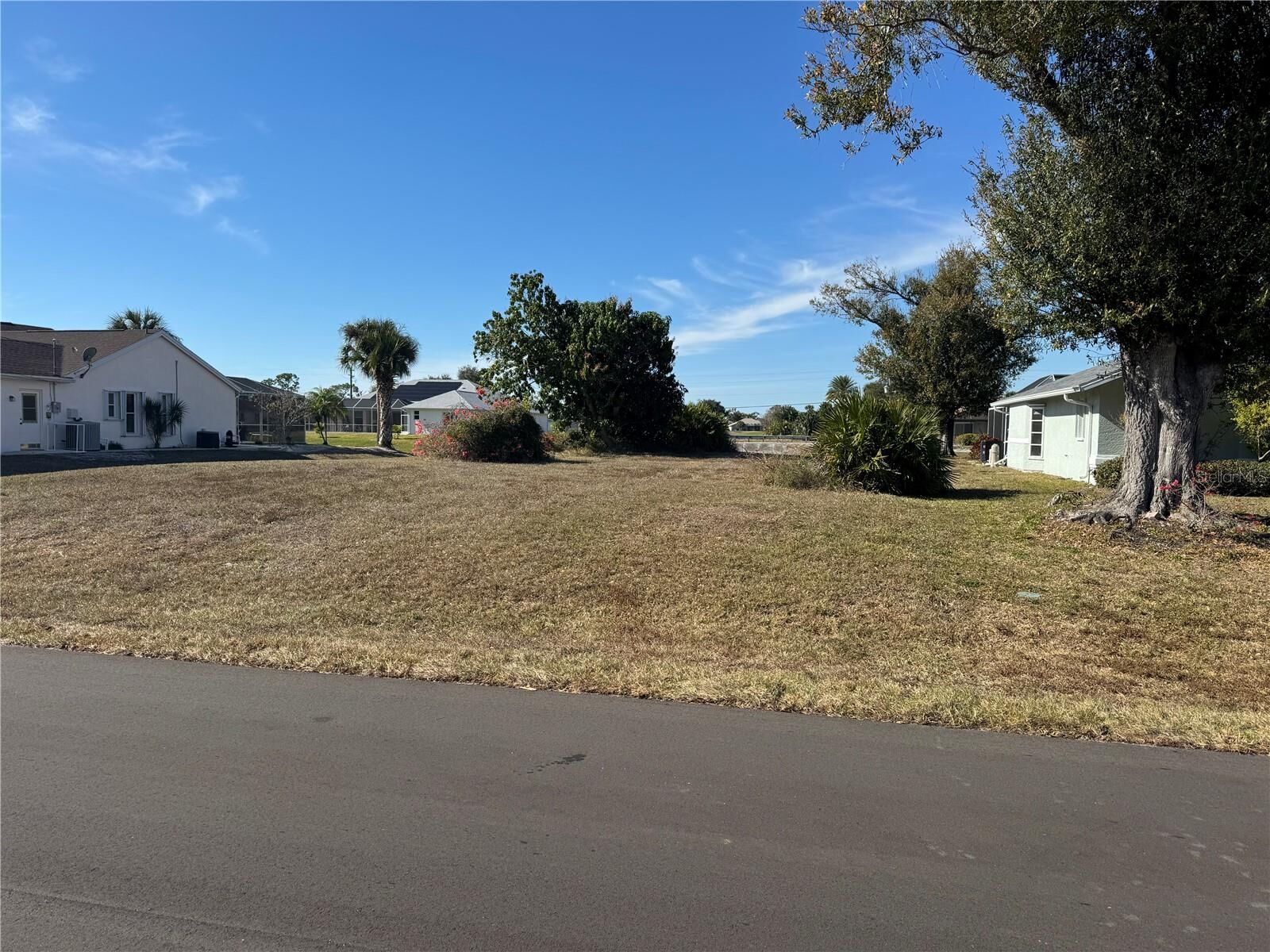 Property Photo:  270 Broadmoor Lane  FL 33947 