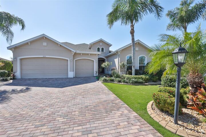 Property Photo: 2233 S Pebble Beach Boulevard FL 33573