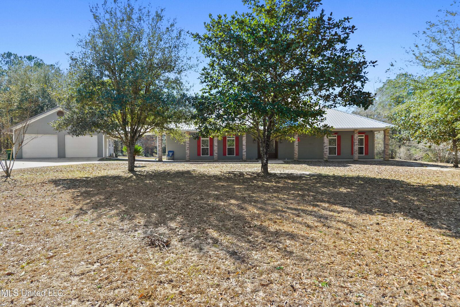 Property Photo:  3112 S Holden  MS 39565 