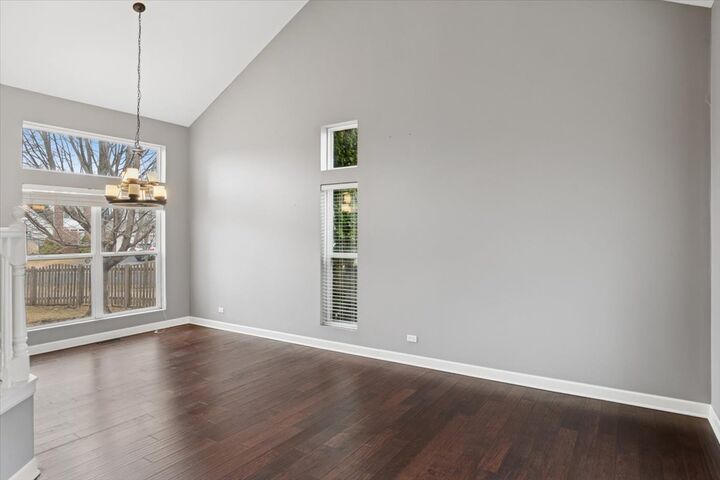 Property Photo: 1568 Woodland Lane IL 60490