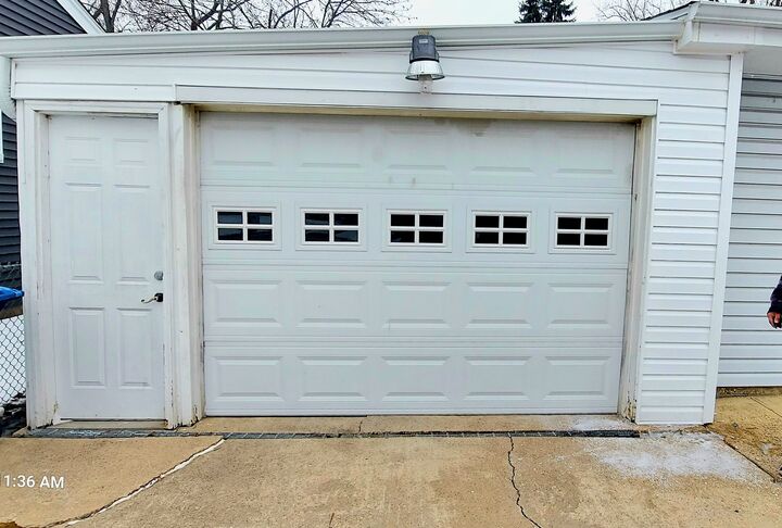 Property Photo: 1149 Lafayette Street IL 60505