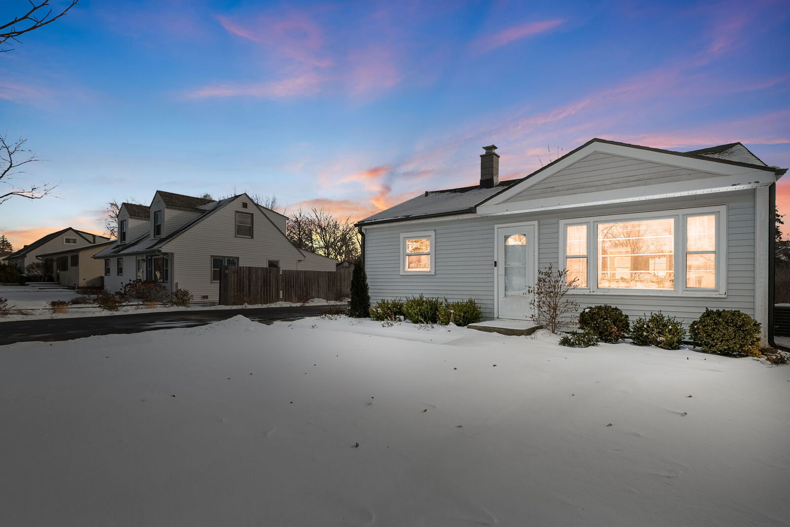 Property Photo:  18229 W Big Oaks Road  IL 60030 