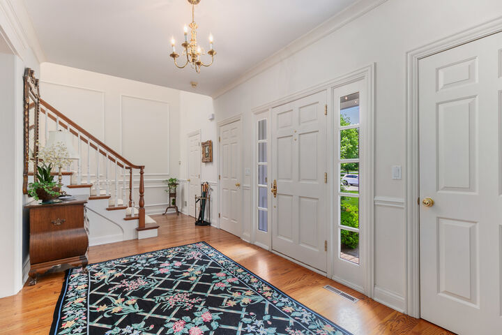 Property Photo:  270 S South Shore Lane  IL 60045 