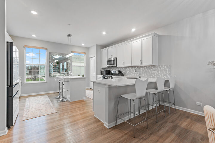 Property Photo:  1627 Sager Way  IL 60510 