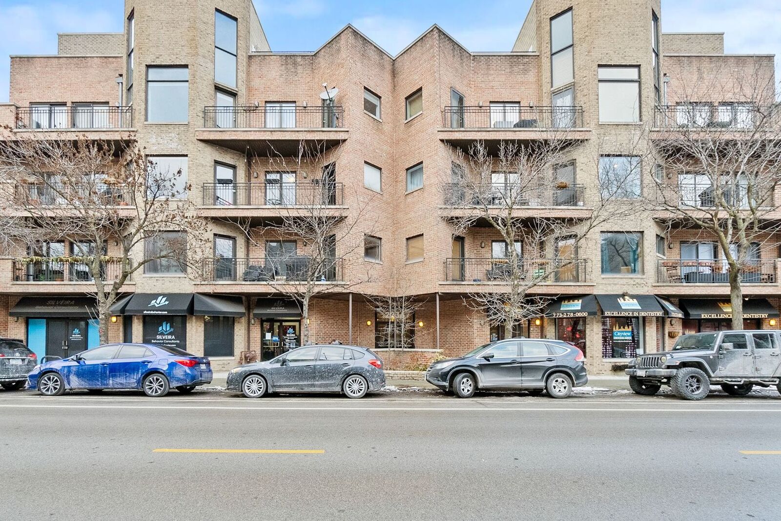 Property Photo:  2236 W Armitage Avenue 403  IL 60647 