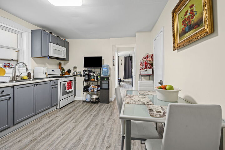 Property Photo:  2139 N Long Avenue  IL 60639 