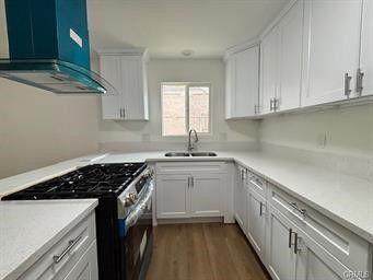 Property Photo:  1705 E 111th Place  CA 90059 