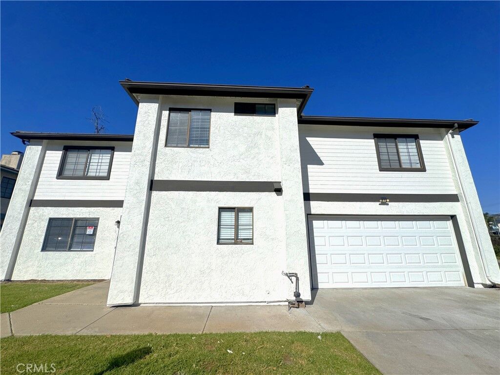 Property Photo: 1479 E Lexington Avenue CA 92019