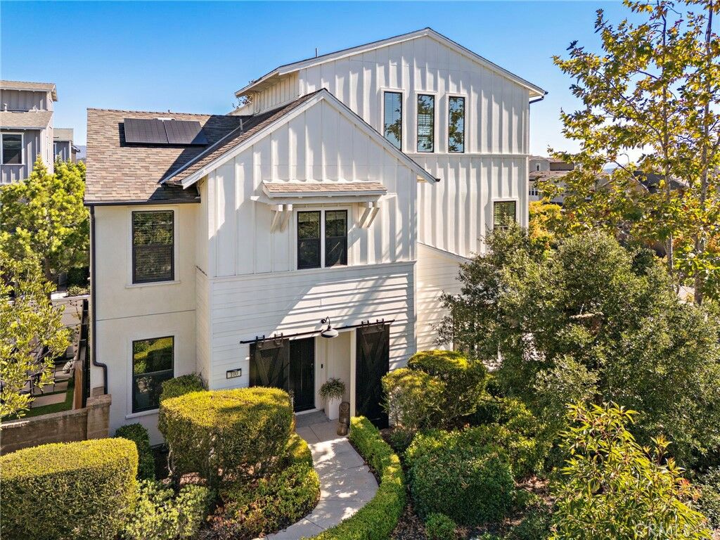 Property Photo:  100 Vasto  CA 92694 