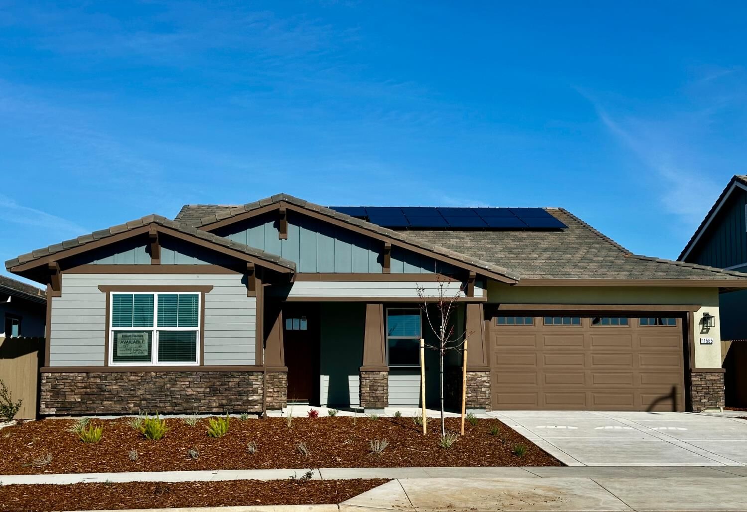 Property Photo: 11565 Lagarto Way CA 95742