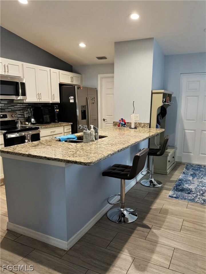 Property Photo:  7081 Brazil Circle  FL 33935 