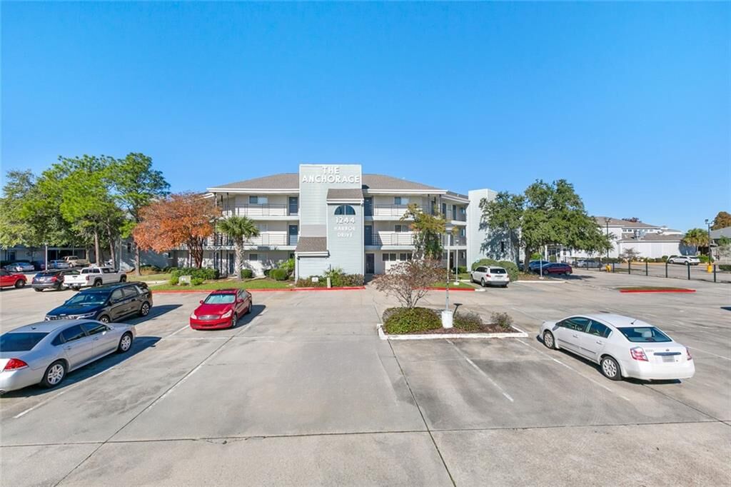 Property Photo:  1244 Harbor Drive 321  LA 70458 