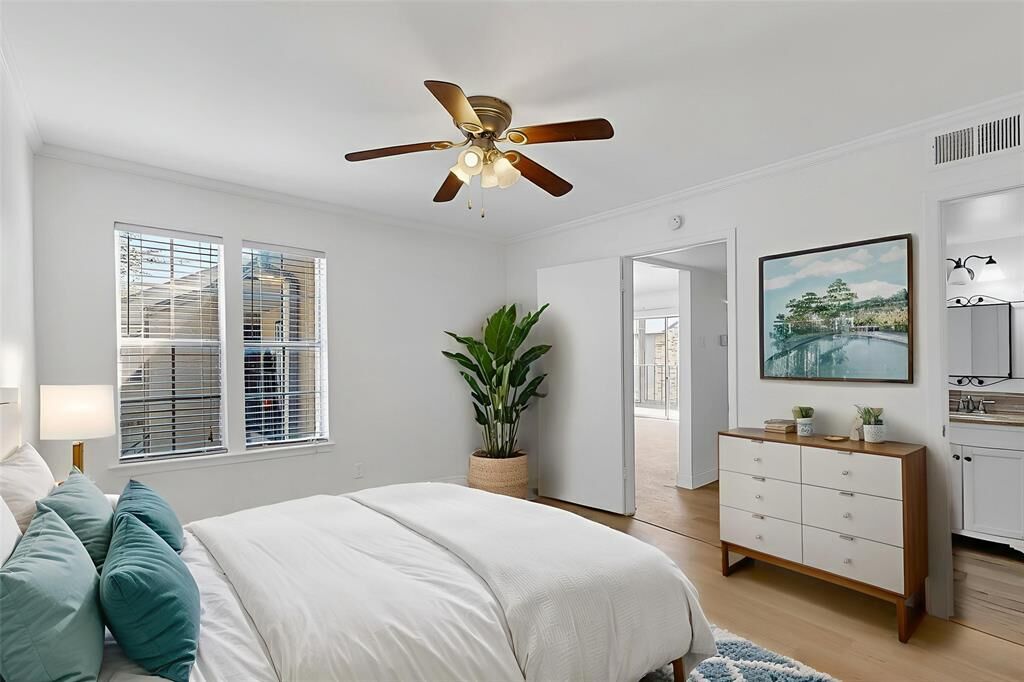 Property Photo:  5300 Keller Springs Road 2062  TX 75248 