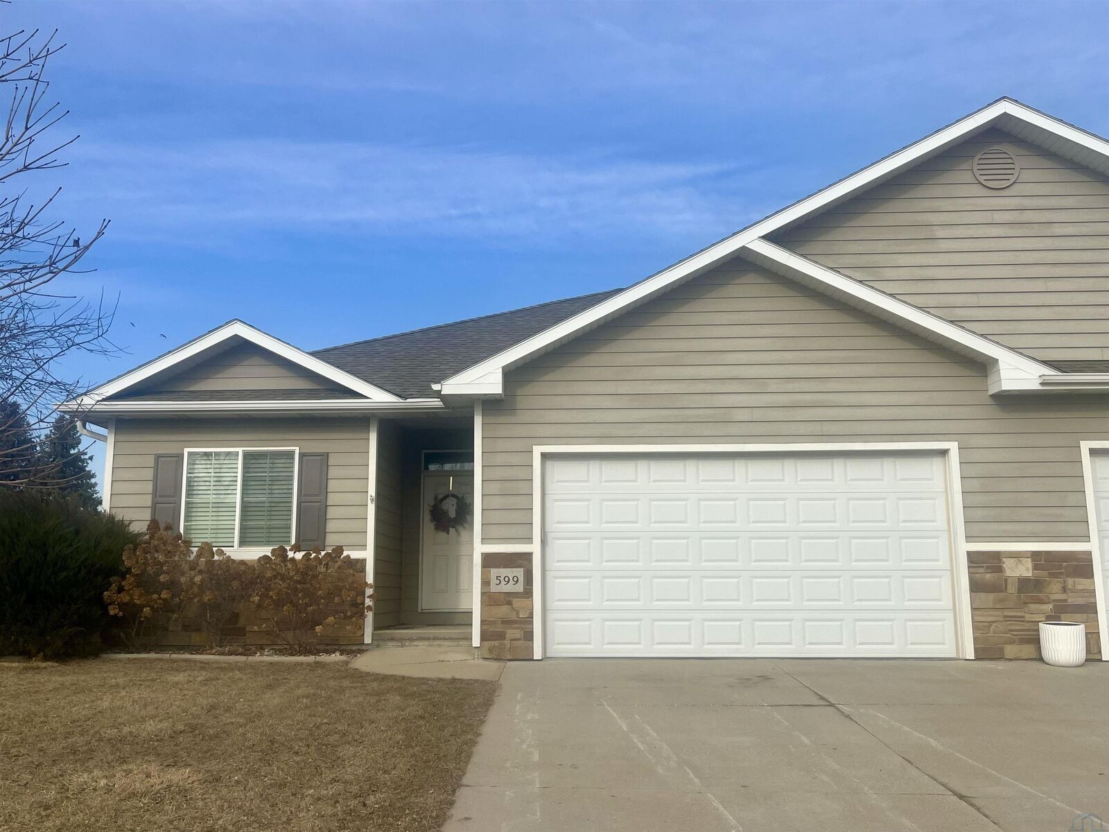 Property Photo:  599 Prairie Blvd.  SD 57049 