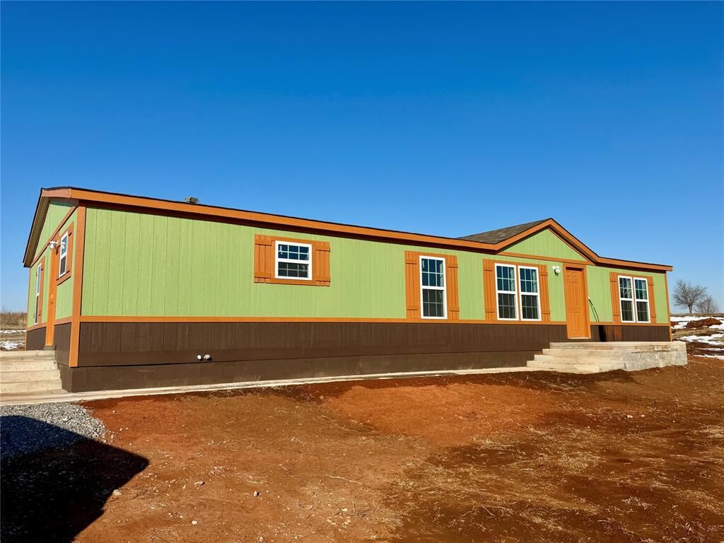 Property Photo:  2230 County Street 2882  OK 73018 