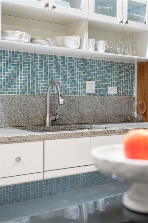 Property Photo: 35 Channel Center St 303 MA 02210