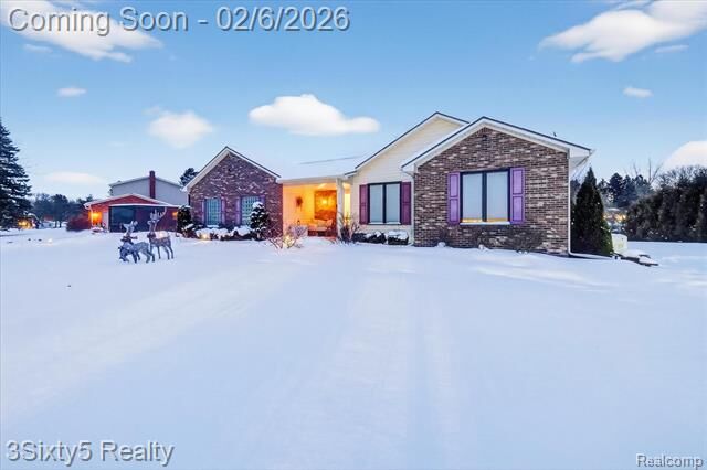 Property Photo: 4730 Bretton Lane MI 48356