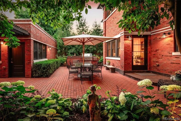 Property Photo:  551 S High Street  CO 80209 