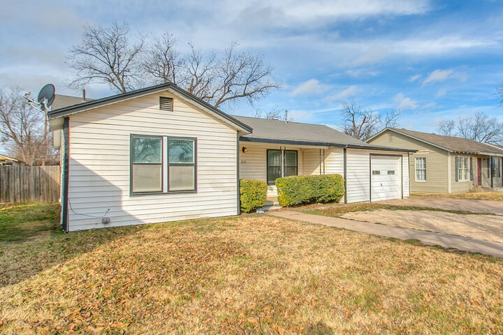 Property Photo: 1213 S Bell Street TX 76903